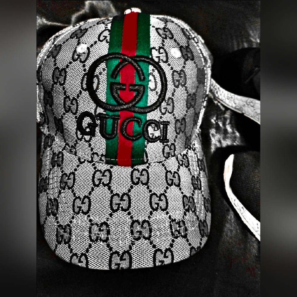 Gucci Original Monogram Gray Supreme Canvas Hat